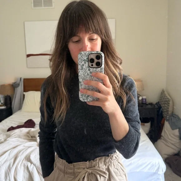 Quince charcoal cashmere sweater men’s M fits like women’s small/XS - Picture 8 of 8